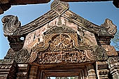 Banteay Srei temple - second enclosure, portico of the east gopura 